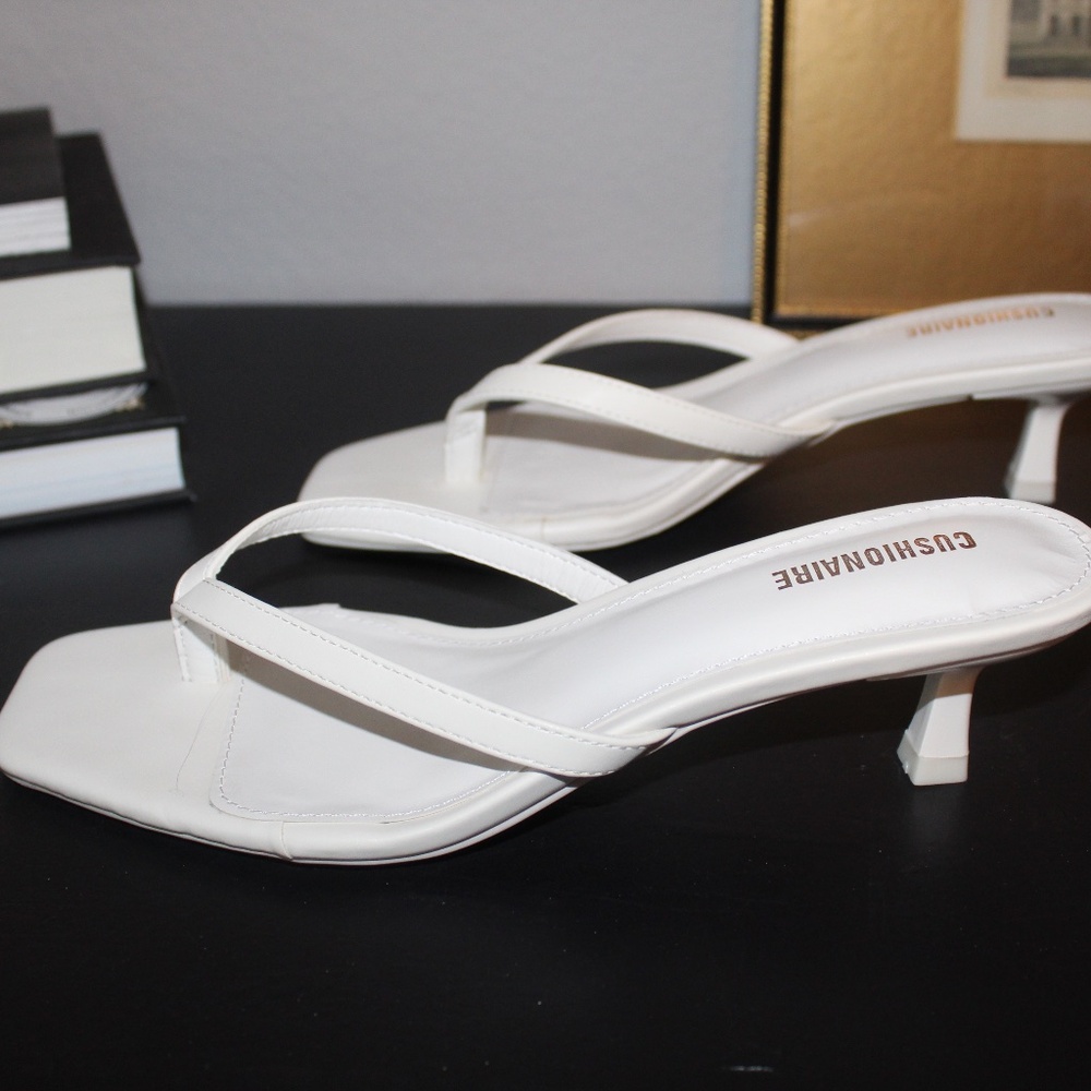 CUSIONAIRE Women's Miami Kitten Heel Thong Sandals